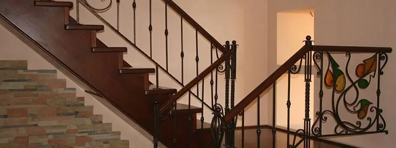 Кованые лестницы на второй этаж в частный дом