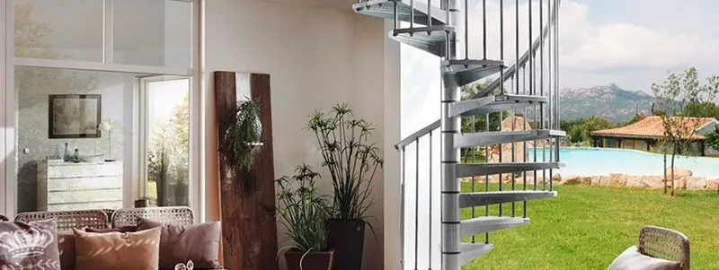 Уличные лестницы в частный дом