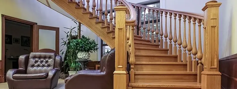 Винтовые лестницы из дерева